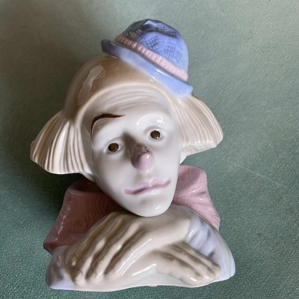 Ceramic Hobo Clown Bust Figurine